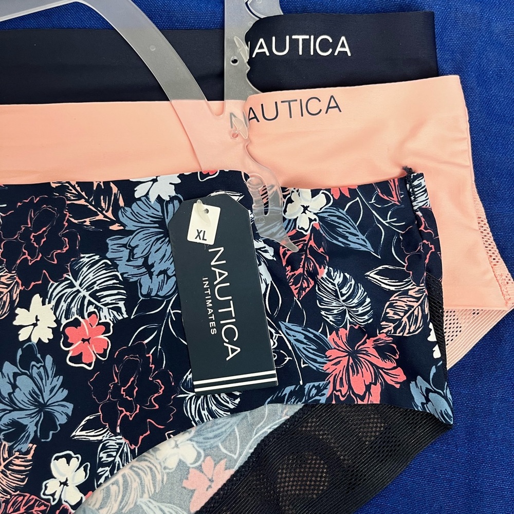Nautica 3 pack Hipsters